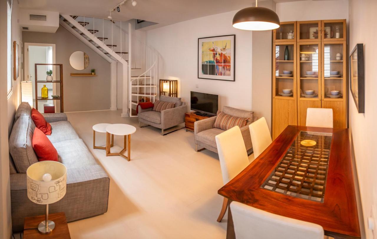 Centuria Macarena, Apartamento Duplex Apartment Seville Luaran gambar